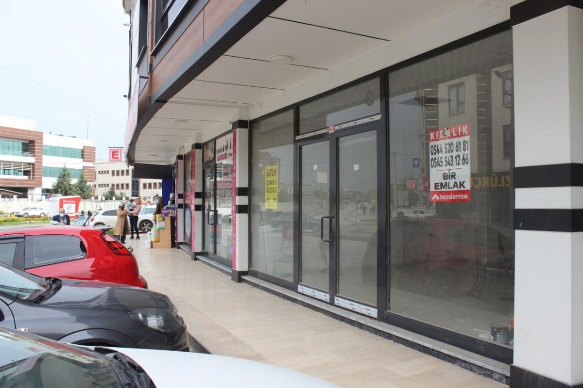 Kiralık Dükkan 6,000 TL