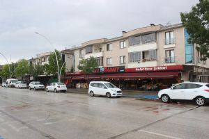 BURHANİYE MAHALLESİ'NDE 3+1 KİRALIK DAİRE