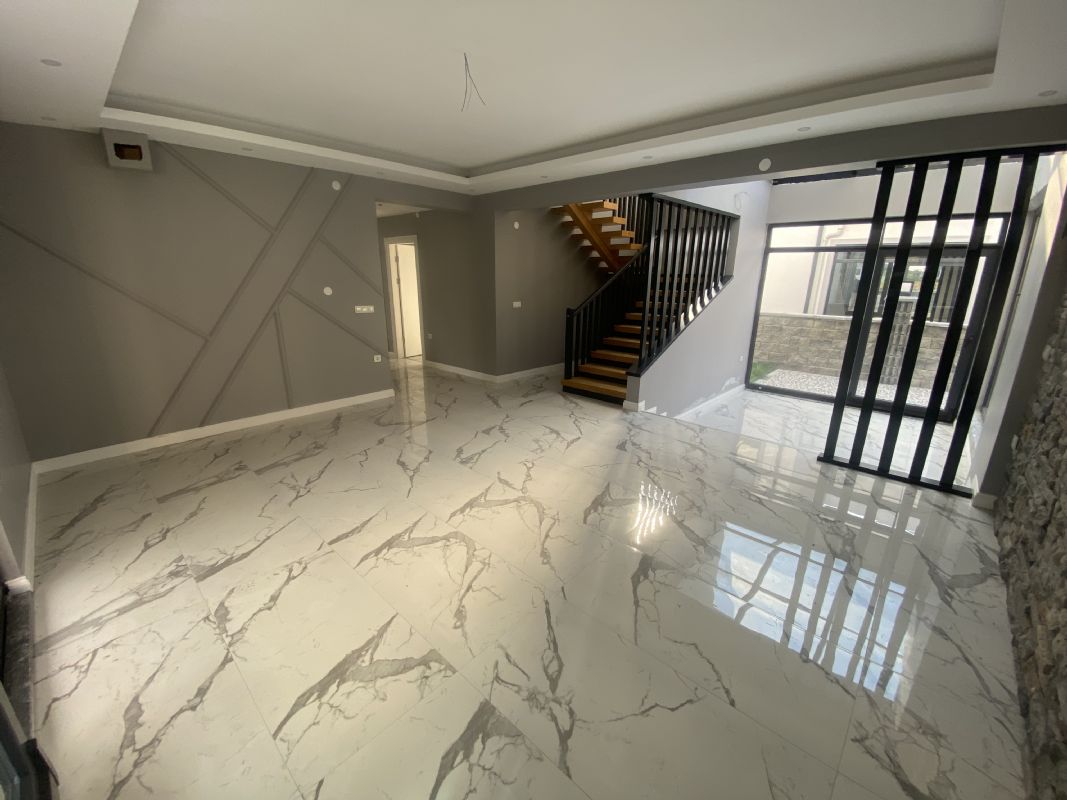 Satılık Villa 4,500,000 TL