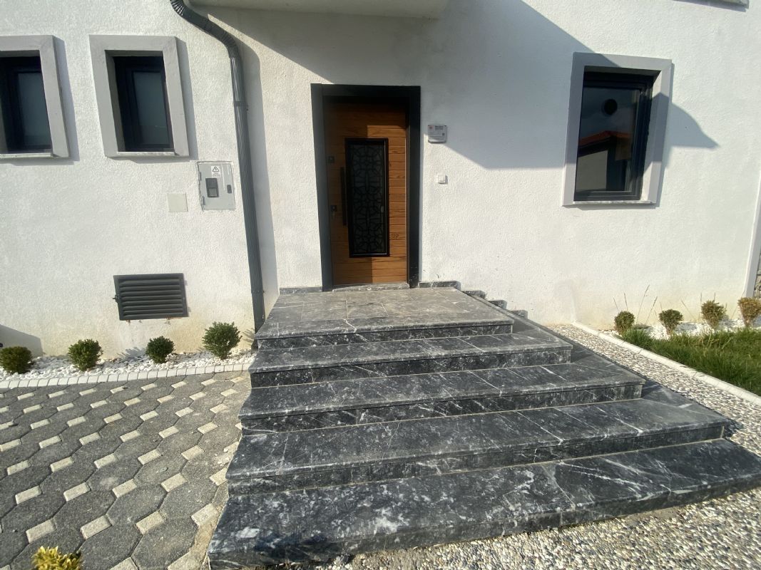 Satılık Villa 4,500,000 TL