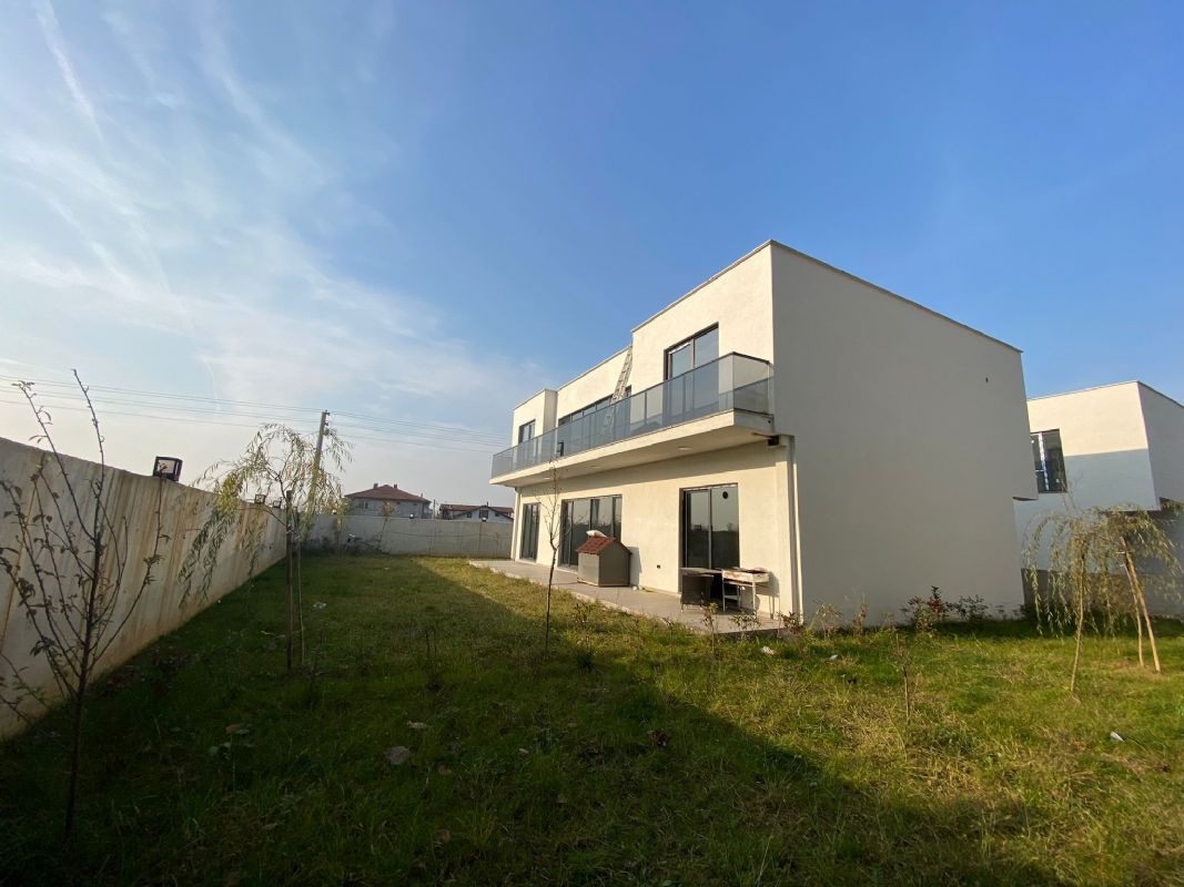 Satılık Villa 5,500,000 TL