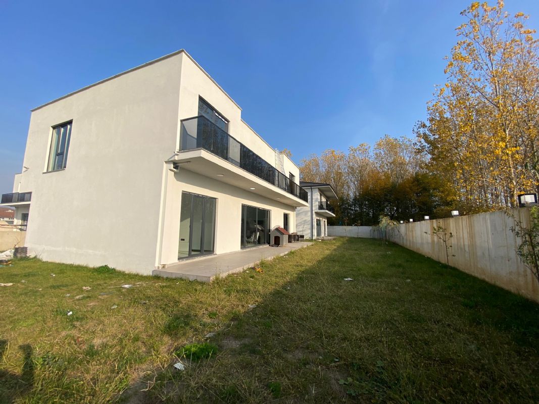 Satılık Villa 5,500,000 TL