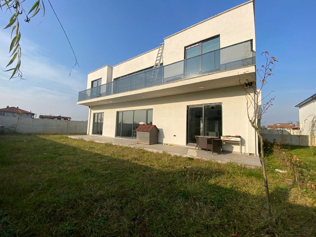 Satılık Villa 5,500,000 TL