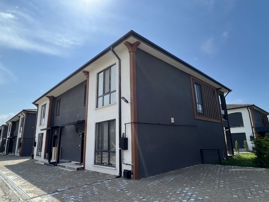 Satılık Villa 4,100,000 TL