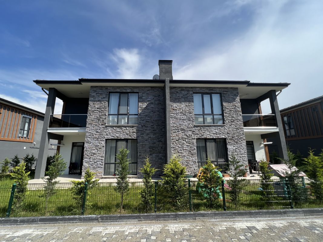 Satılık Villa 4,100,000 TL