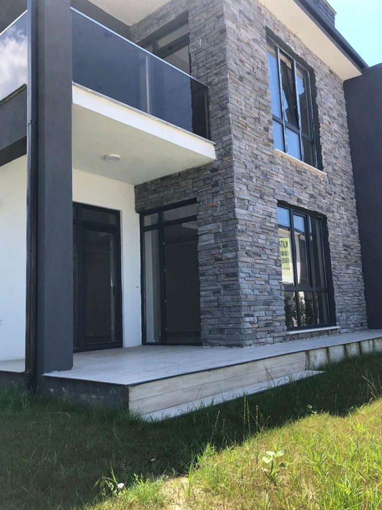 Satılık Villa 4,100,000 TL