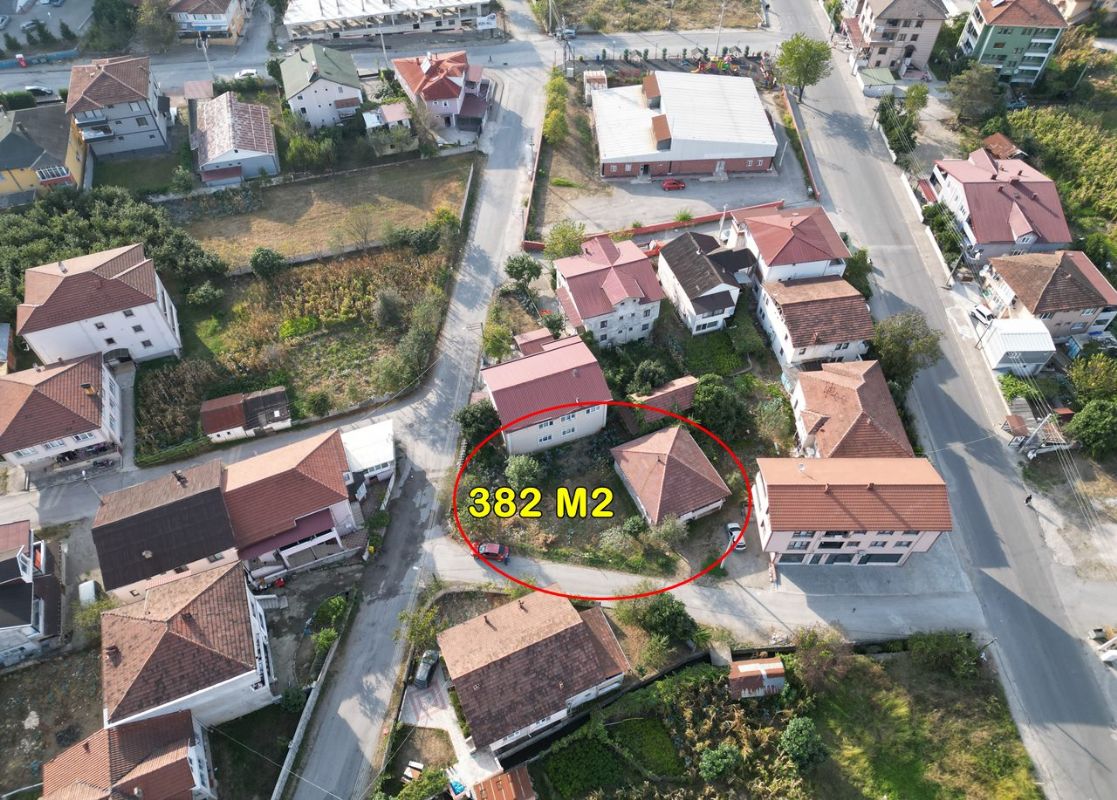 KAYNAŞLI MERKEZ SARIYER MAHALLESİNDE SATILIK MÜSTAKİL EV