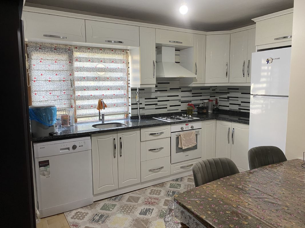  KAYNAŞLI MERKEZ SARIYER MAHALLESİNDE SATILIK MÜSTAKİL EV