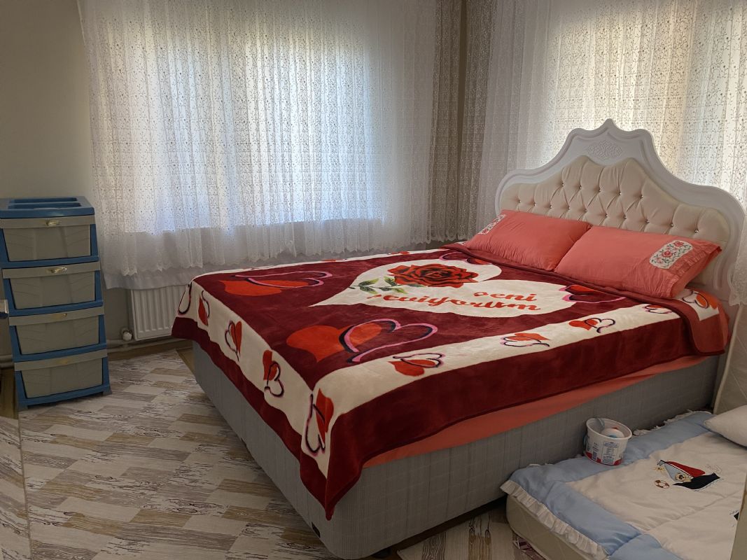  KAYNAŞLI MERKEZ SARIYER MAHALLESİNDE SATILIK MÜSTAKİL EV