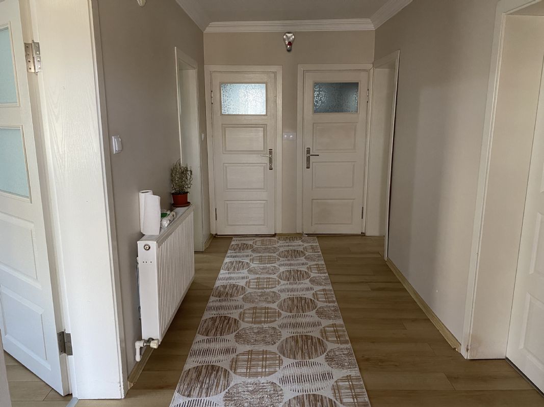  KAYNAŞLI MERKEZ SARIYER MAHALLESİNDE SATILIK MÜSTAKİL EV