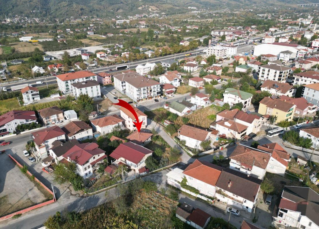  KAYNAŞLI MERKEZ SARIYER MAHALLESİNDE SATILIK MÜSTAKİL EV