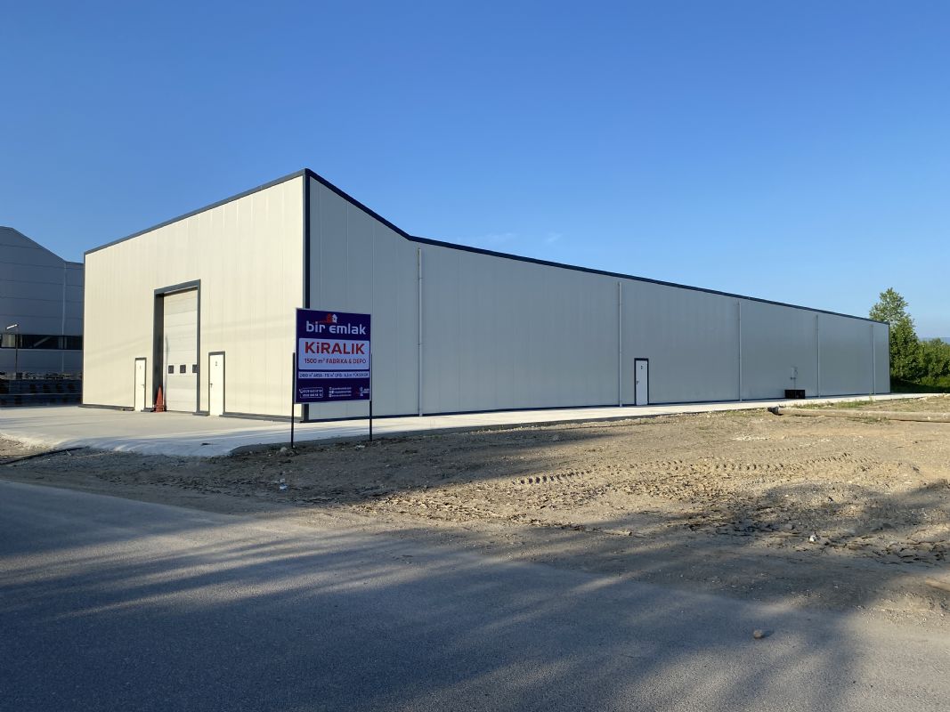 GÜMÜŞOVA HACIKADİRLER'DE 2000 M2 KİRALIK FABRİKA
