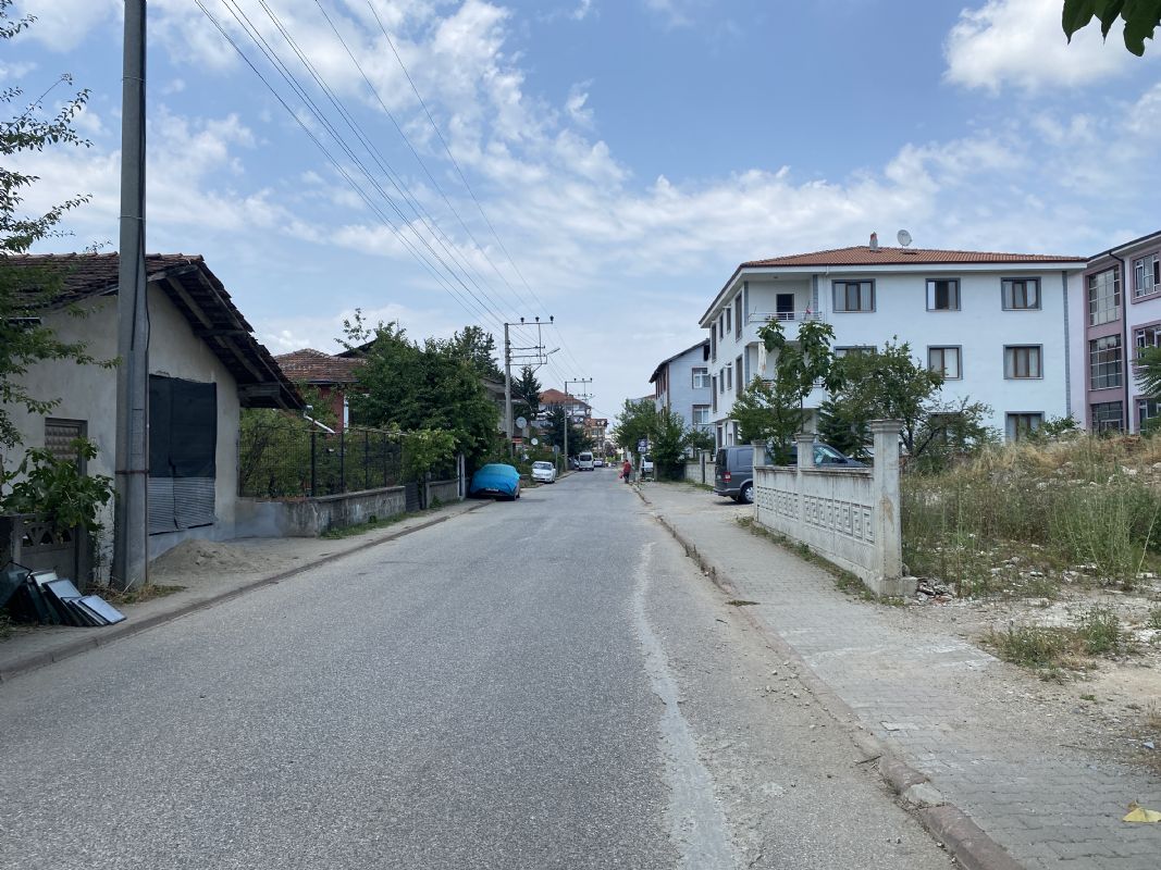 ÇAY MAHALLESİ'NDE 310 M2 SATILIK ARSA
