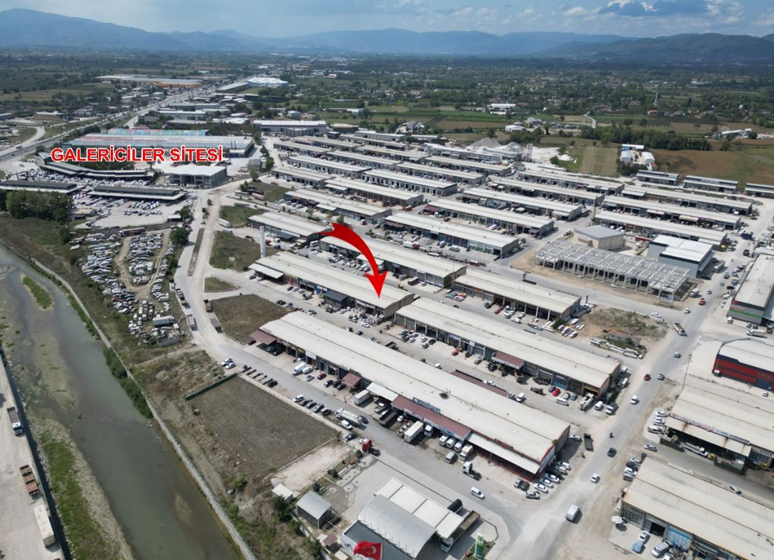 KÜÇÜK SANAYİ SİTESİ'NDE 462 M2 SATILIK DÜKKAN