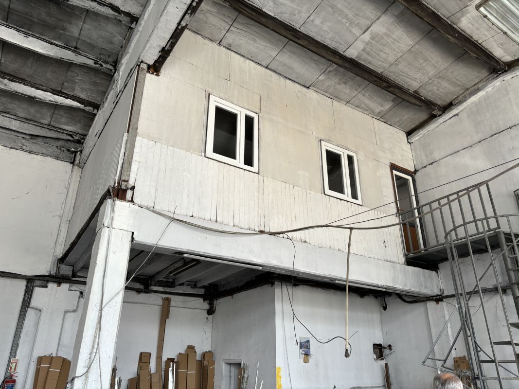 KÜÇÜK SANAYİ SİTESİ'NDE 462 M2 SATILIK DÜKKAN