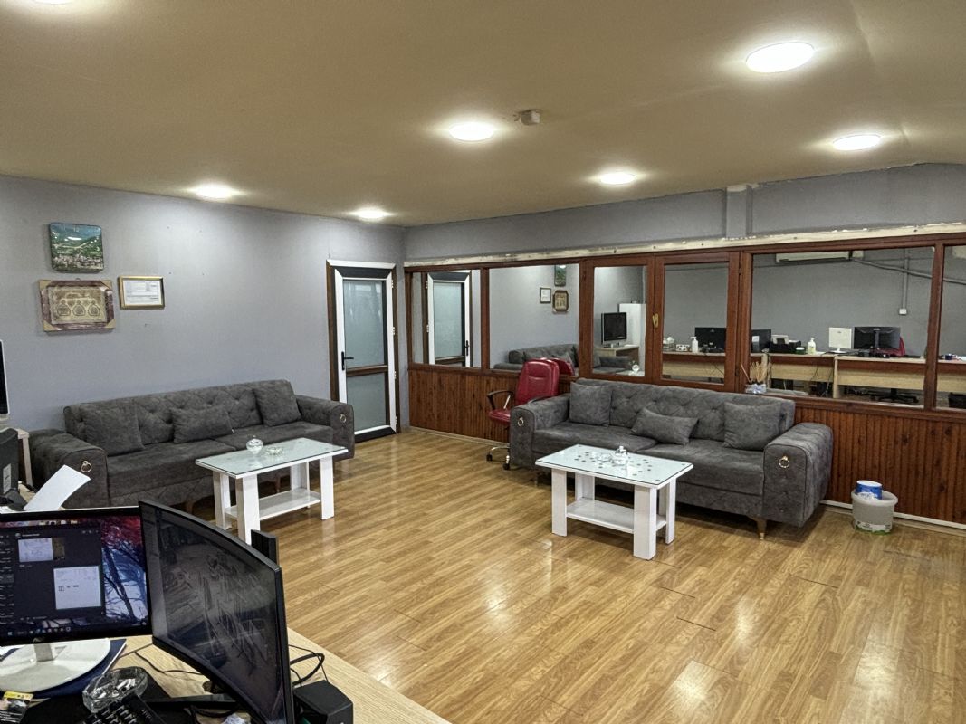 KÜÇÜK SANAYİ SİTESİ'NDE 462 M2 SATILIK DÜKKAN