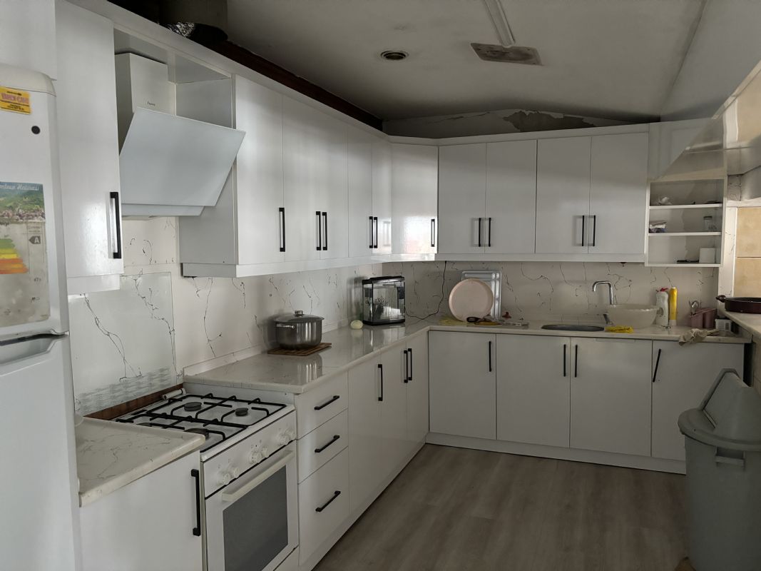 KÜÇÜK SANAYİ SİTESİ'NDE 462 M2 SATILIK DÜKKAN