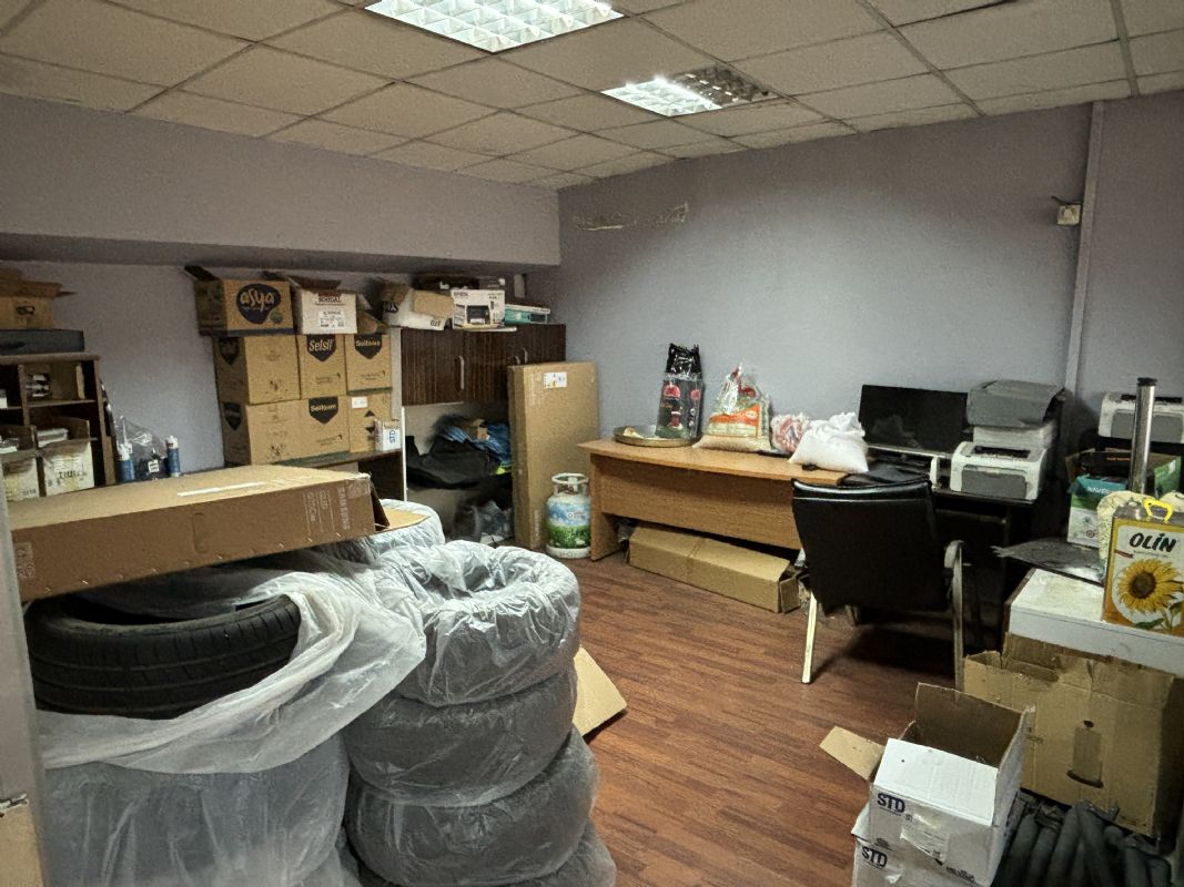 KÜÇÜK SANAYİ SİTESİ'NDE 462 M2 SATILIK DÜKKAN
