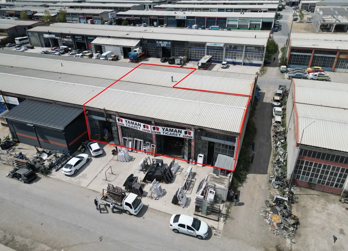 KÜÇÜK SANAYİ SİTESİ'NDE 462 M2 SATILIK DÜKKAN