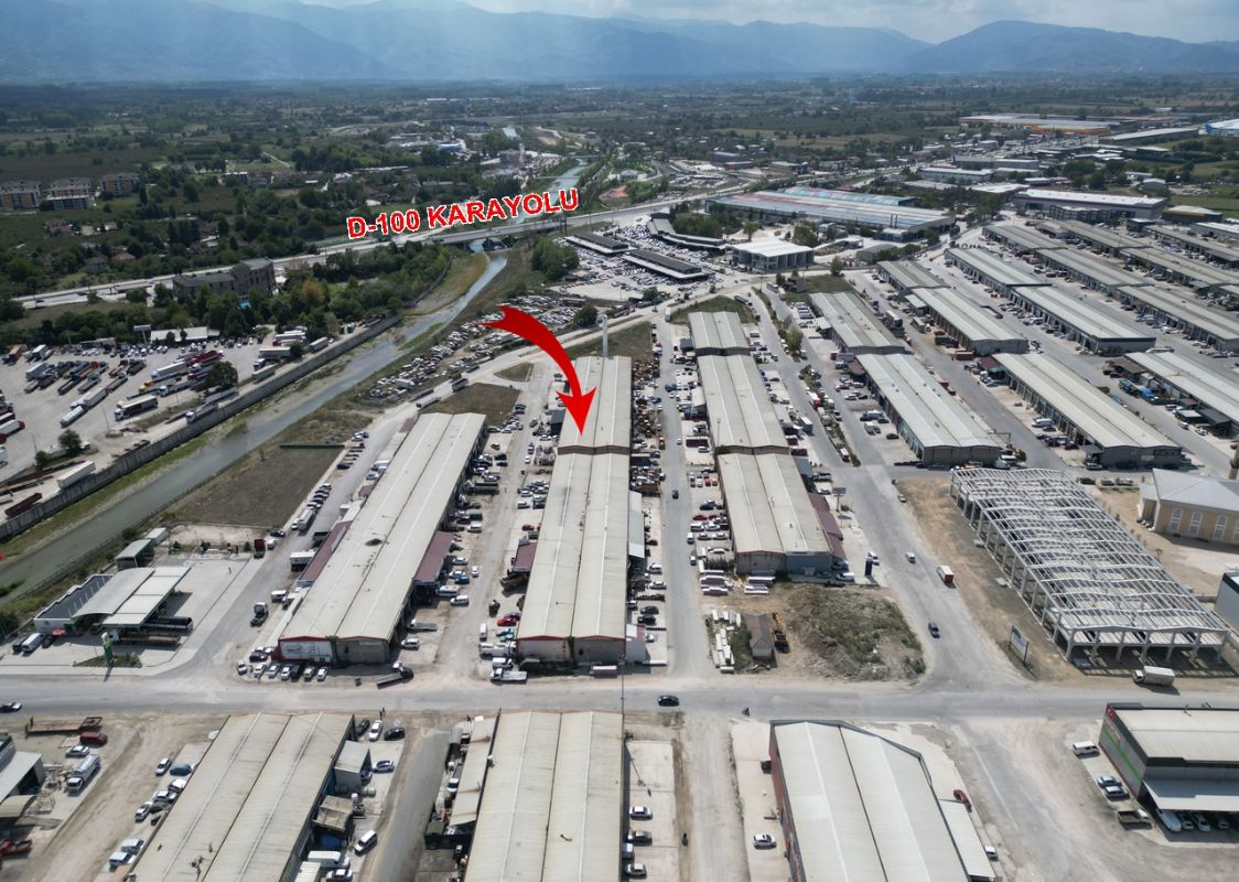 KÜÇÜK SANAYİ SİTESİ'NDE 462 M2 SATILIK DÜKKAN