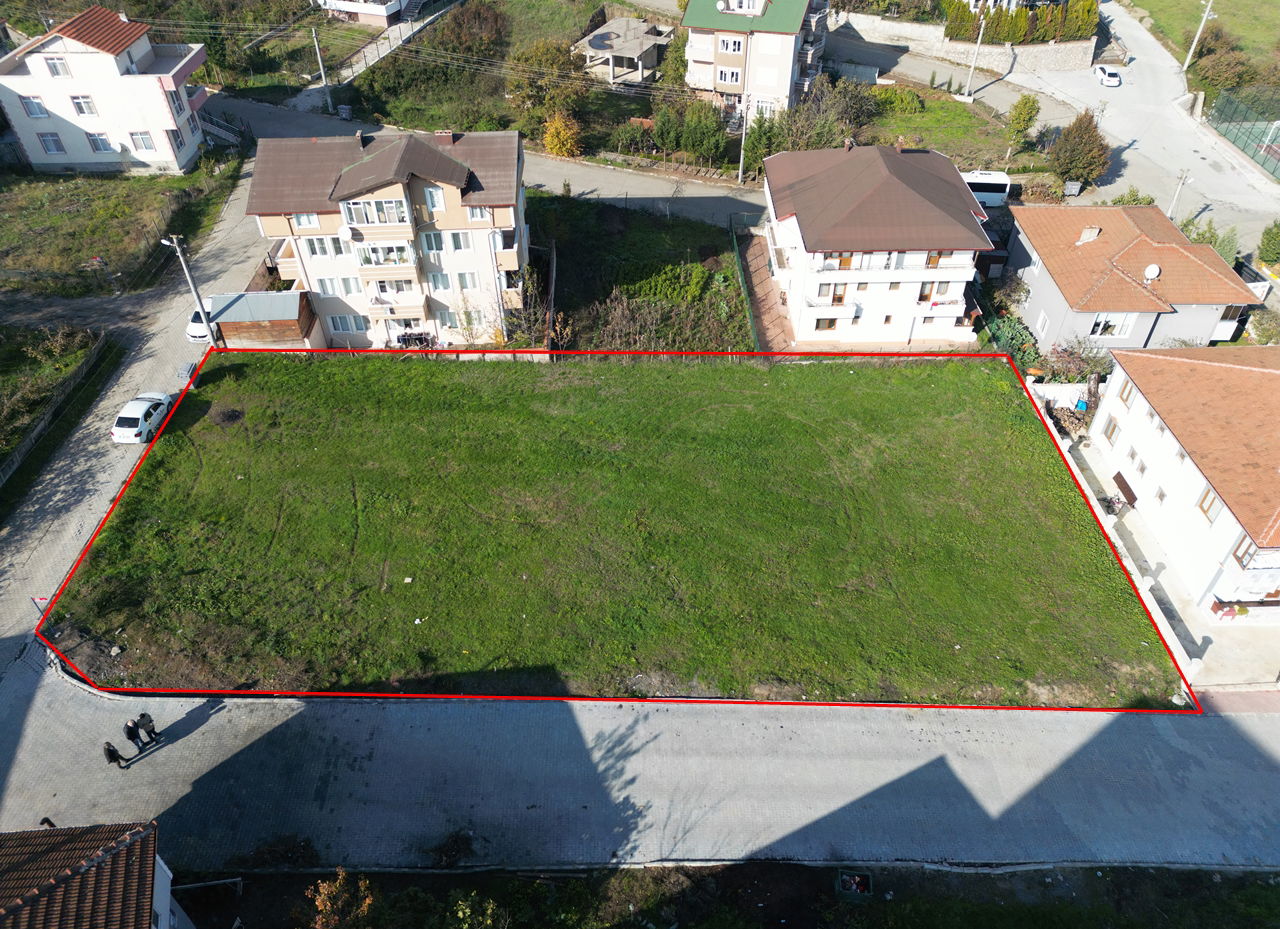 GÜMÜŞOVA YENİ MAHALLE'DE 410 M2 VE 463 M2 SATILIK PARSELLER
