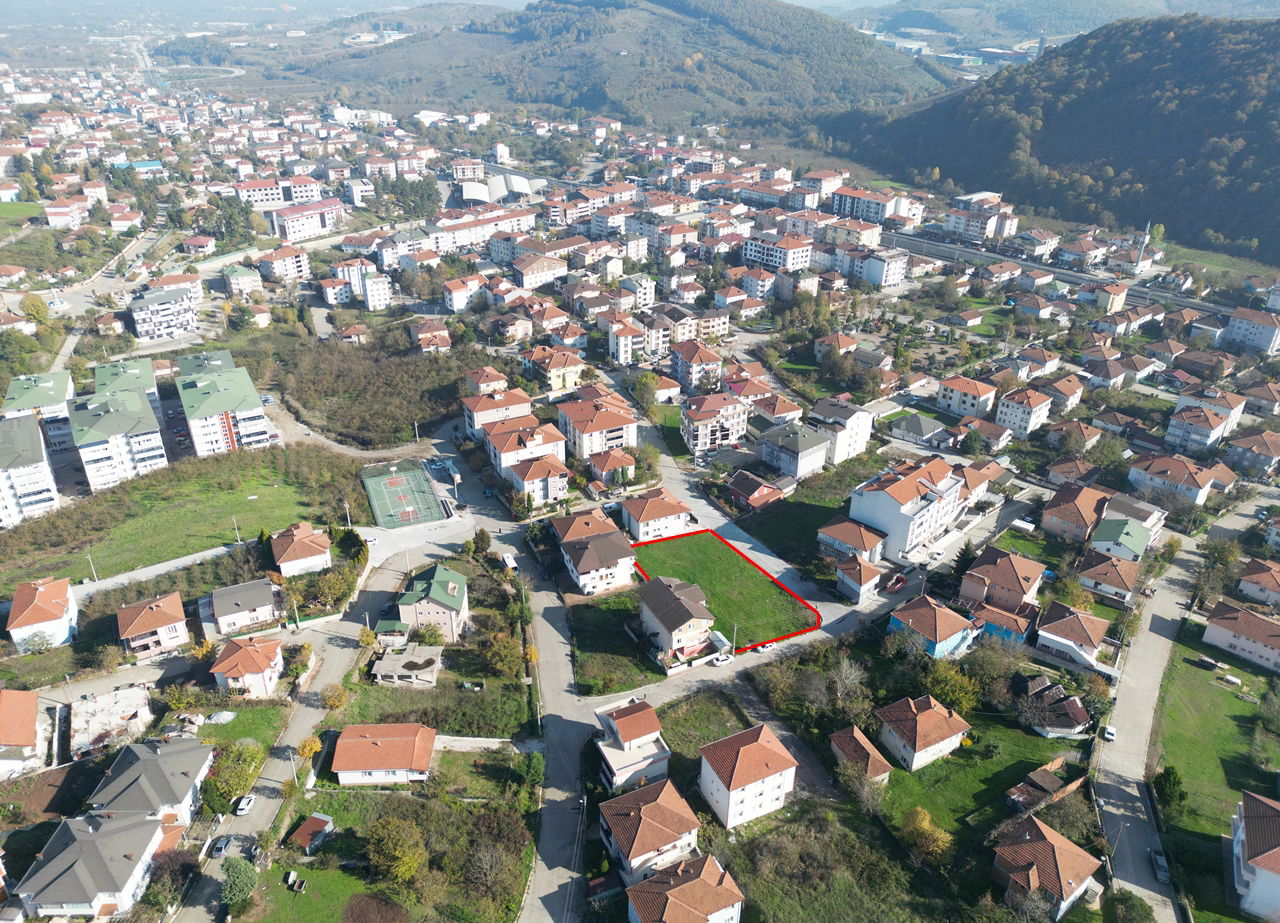 GÜMÜŞOVA YENİ MAHALLE'DE 410 M2 VE 463 M2 SATILIK PARSELLER