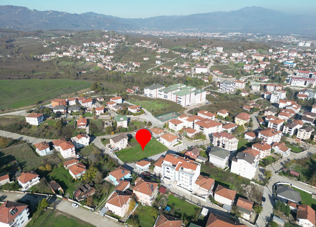 GÜMÜŞOVA YENİ MAHALLE'DE 410 M2 VE 463 M2 SATILIK PARSELLER