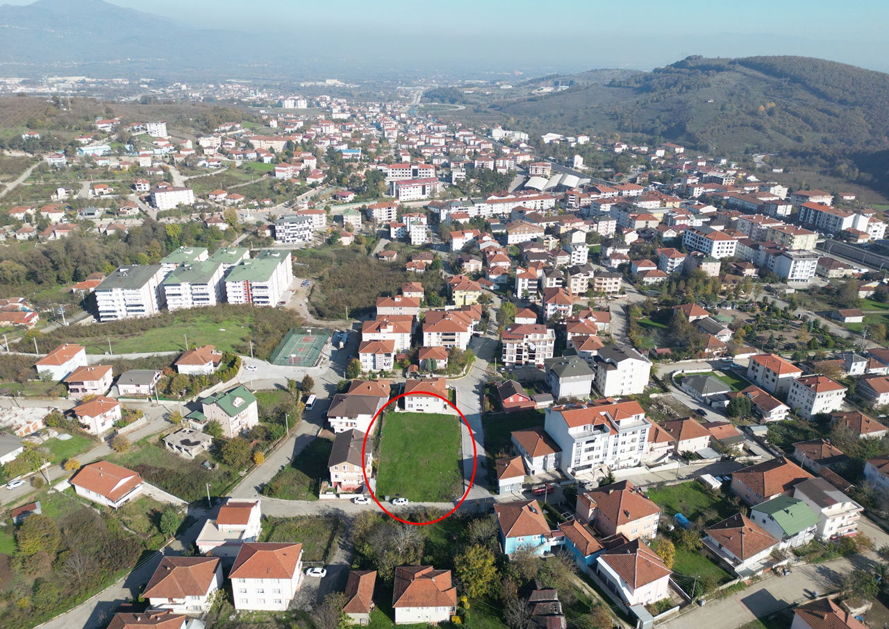 GÜMÜŞOVA YENİ MAHALLE'DE 410 M2 VE 463 M2 SATILIK PARSELLER