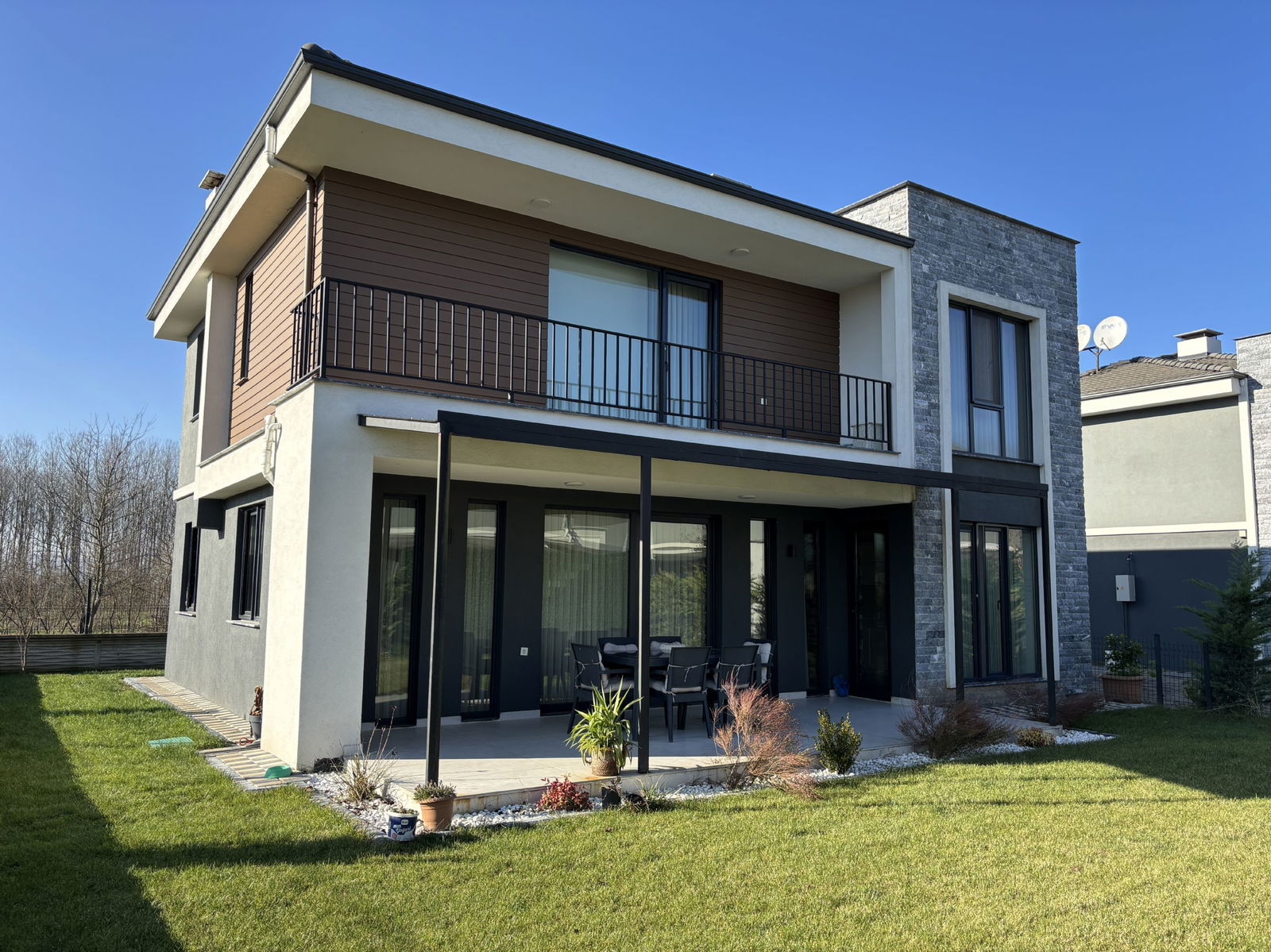 KÖRPEŞLER MAH. YEŞİLKENT 2'DE 4+1 191 M2 SATILIK TEKİL VİLLA