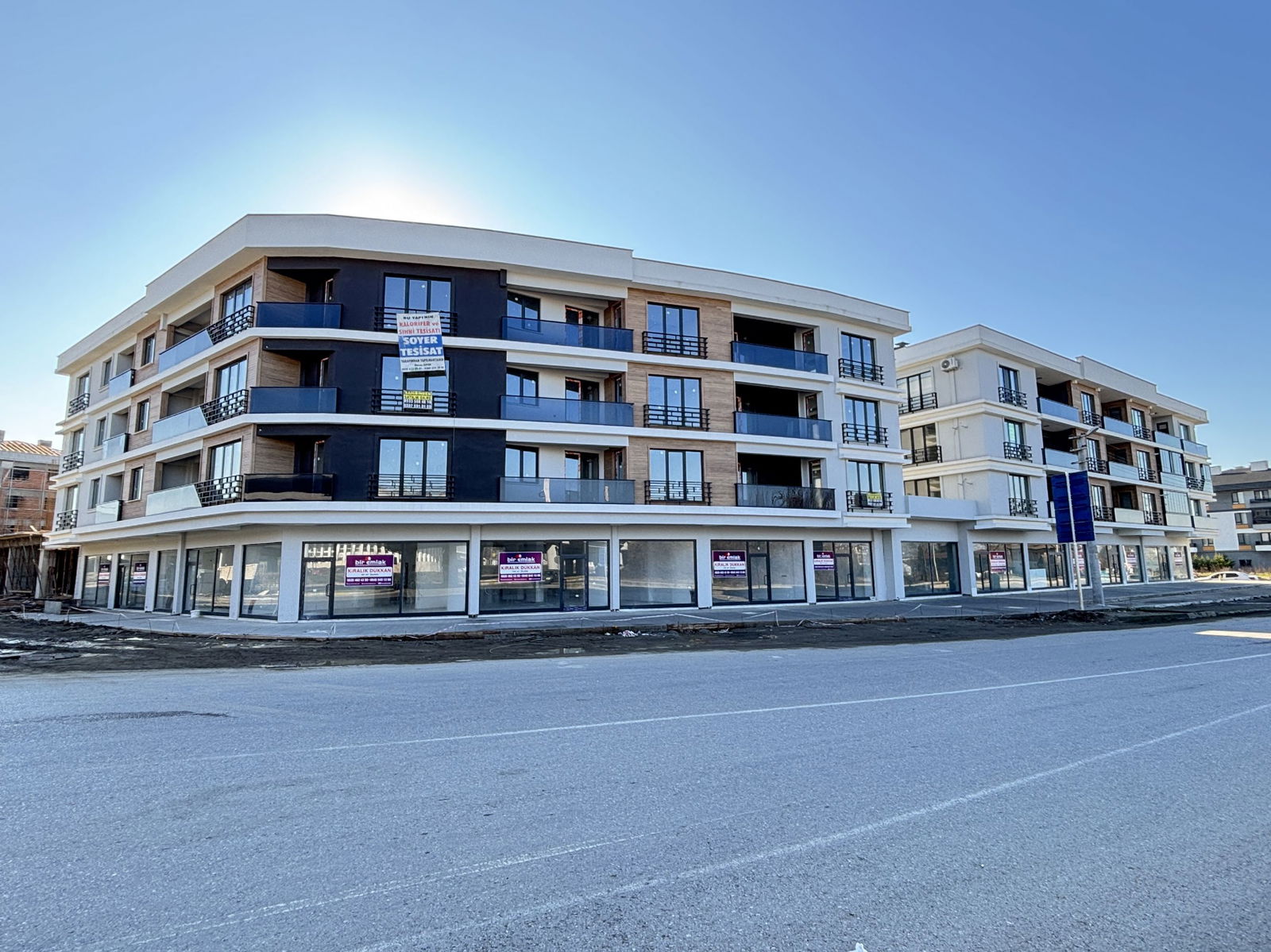 Kiralık Dükkan 35,000 TL