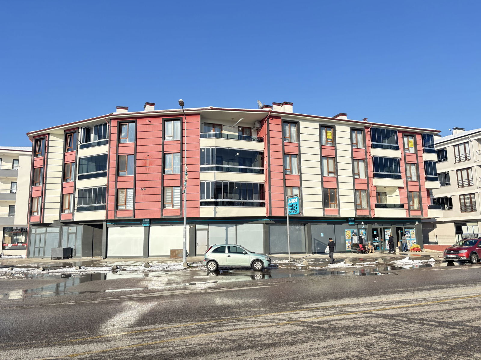 KOÇYAZI MAHALLESİ'NDE 3+1 130 M2 KİRALIK DAİRE