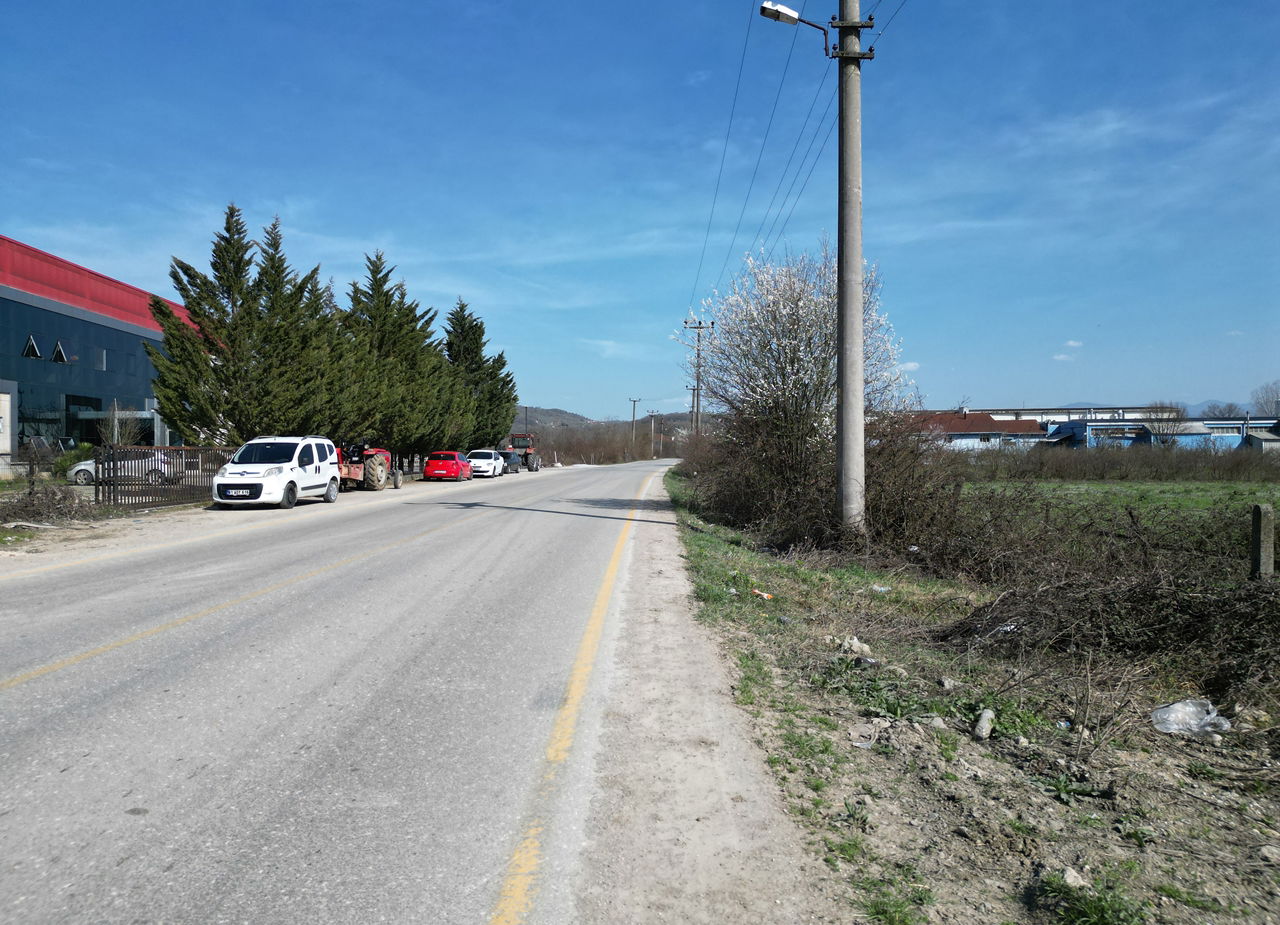 AYNALI KÖYÜ'NDE 8648 M2 SATILIK ARSA 