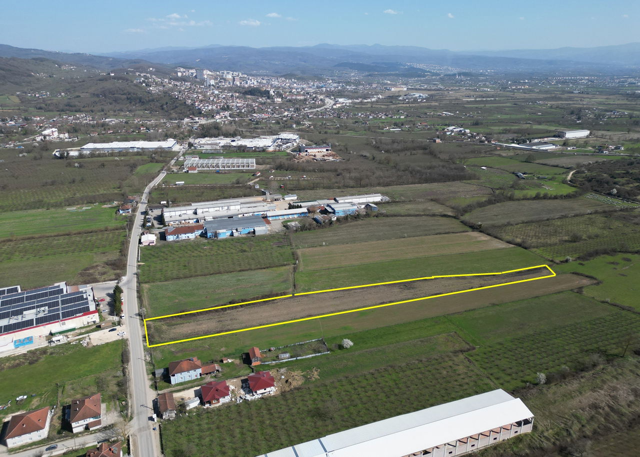 AYNALI KÖYÜ'NDE 8648 M2 SATILIK ARSA 