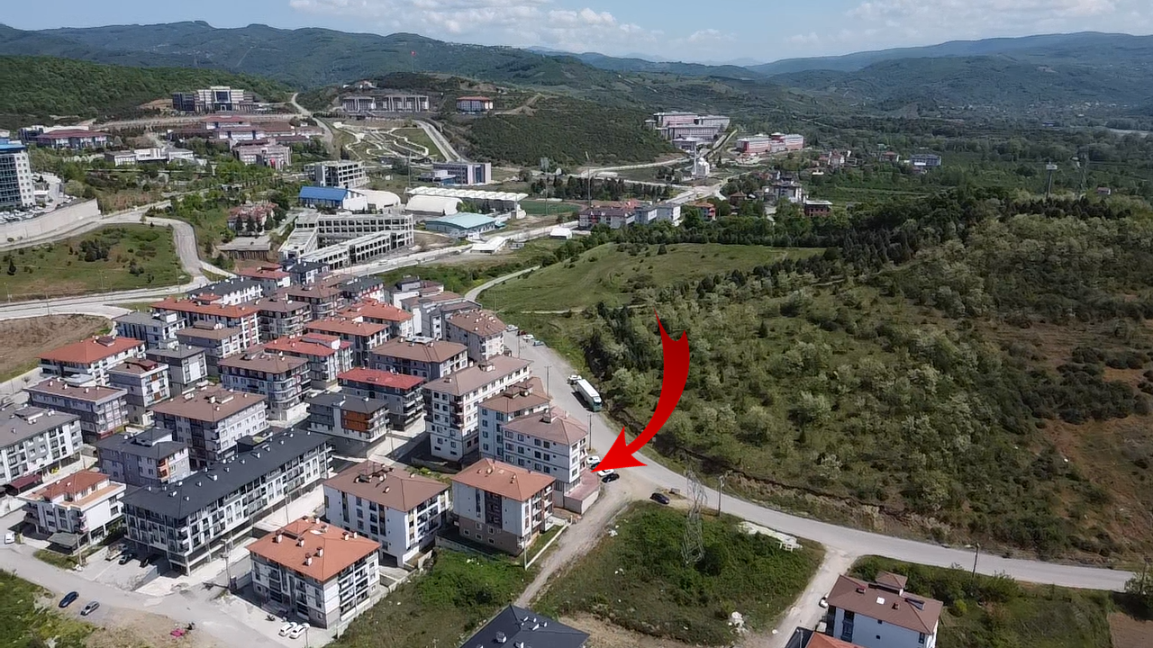 KONURALP ÜNİVERSİTE YERLEŞKESİNDE 194 M2 SATILIK DÜKKAN