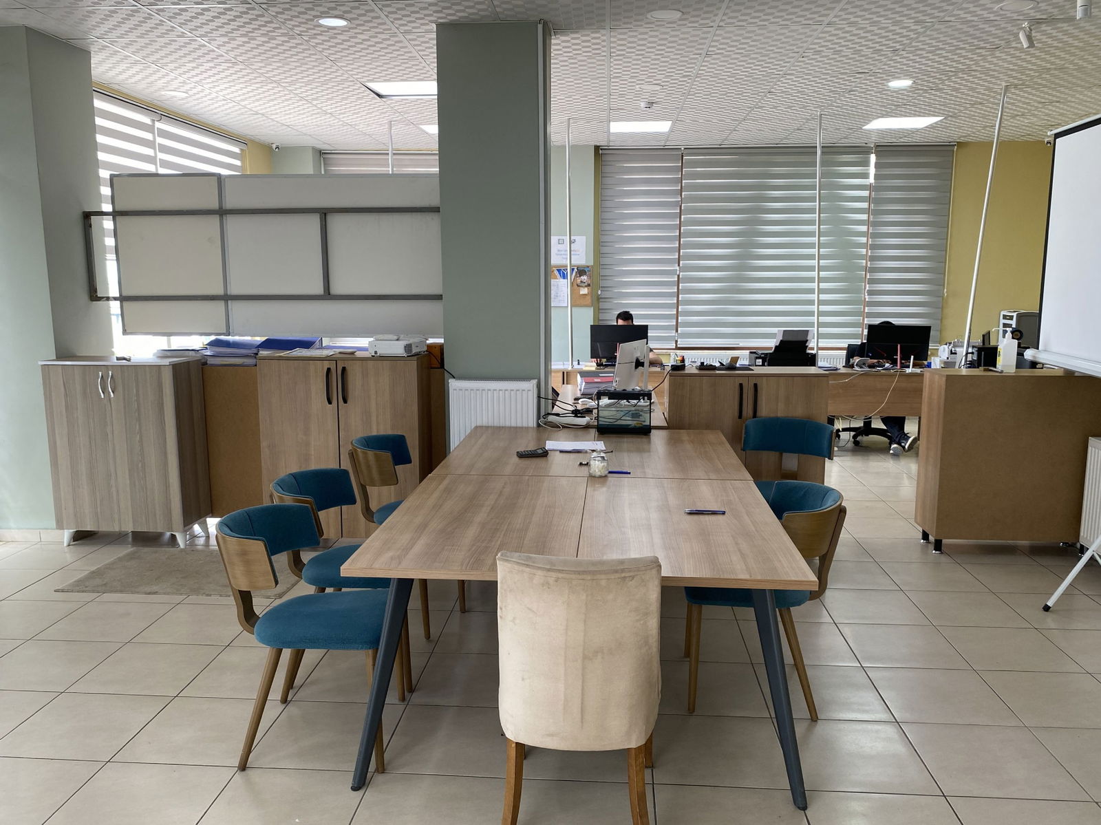 KONURALP ÜNİVERSİTE YERLEŞKESİNDE 194 M2 SATILIK DÜKKAN