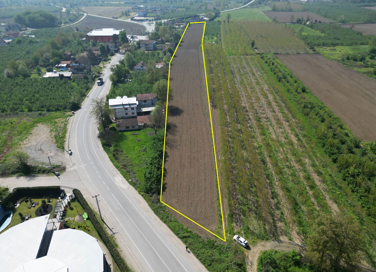 SİNİRCİ KÖYÜ'NDE 1377 - 3772   VE 11295 M2 SATILIK ARSALAR