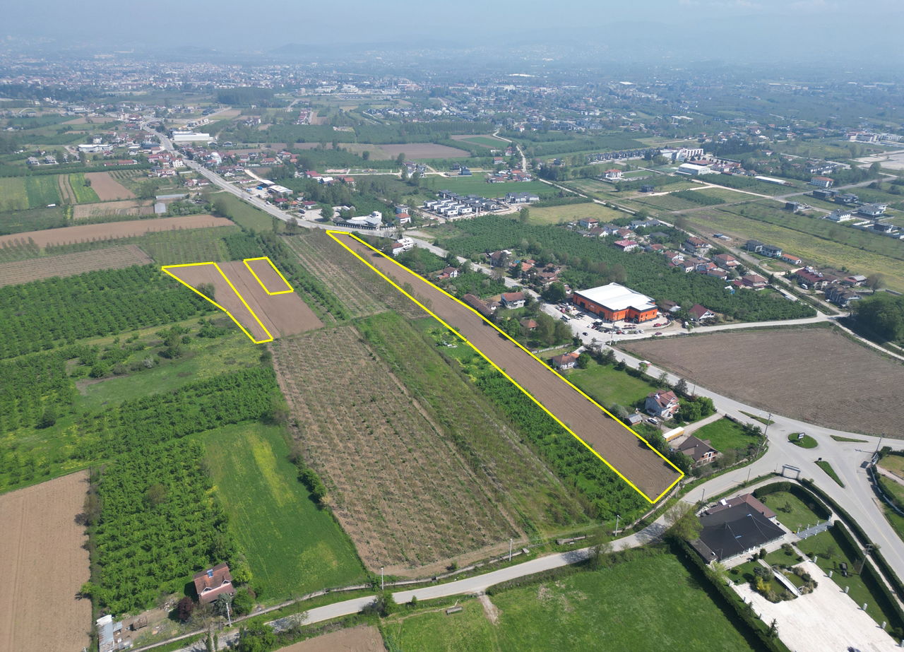 SİNİRCİ KÖYÜ'NDE 1377 - 3772   VE 11295 M2 SATILIK ARSALAR