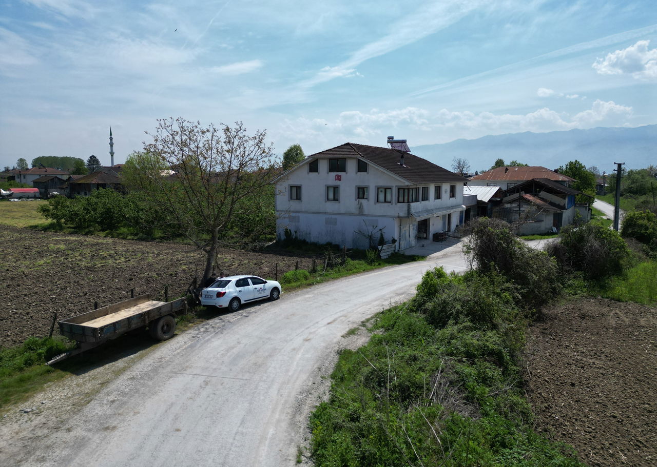 KARADERE HASANAĞA KÖYÜ'NDE 15816 M2 SATILIK ARSA