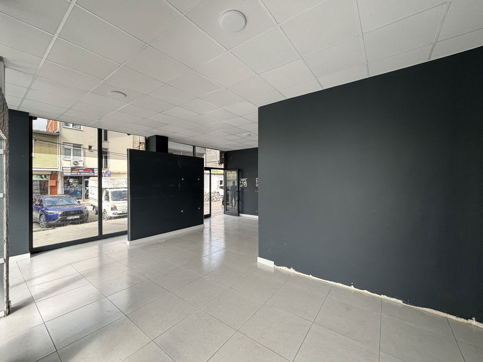 Kiralık Dükkan 20,000 TL