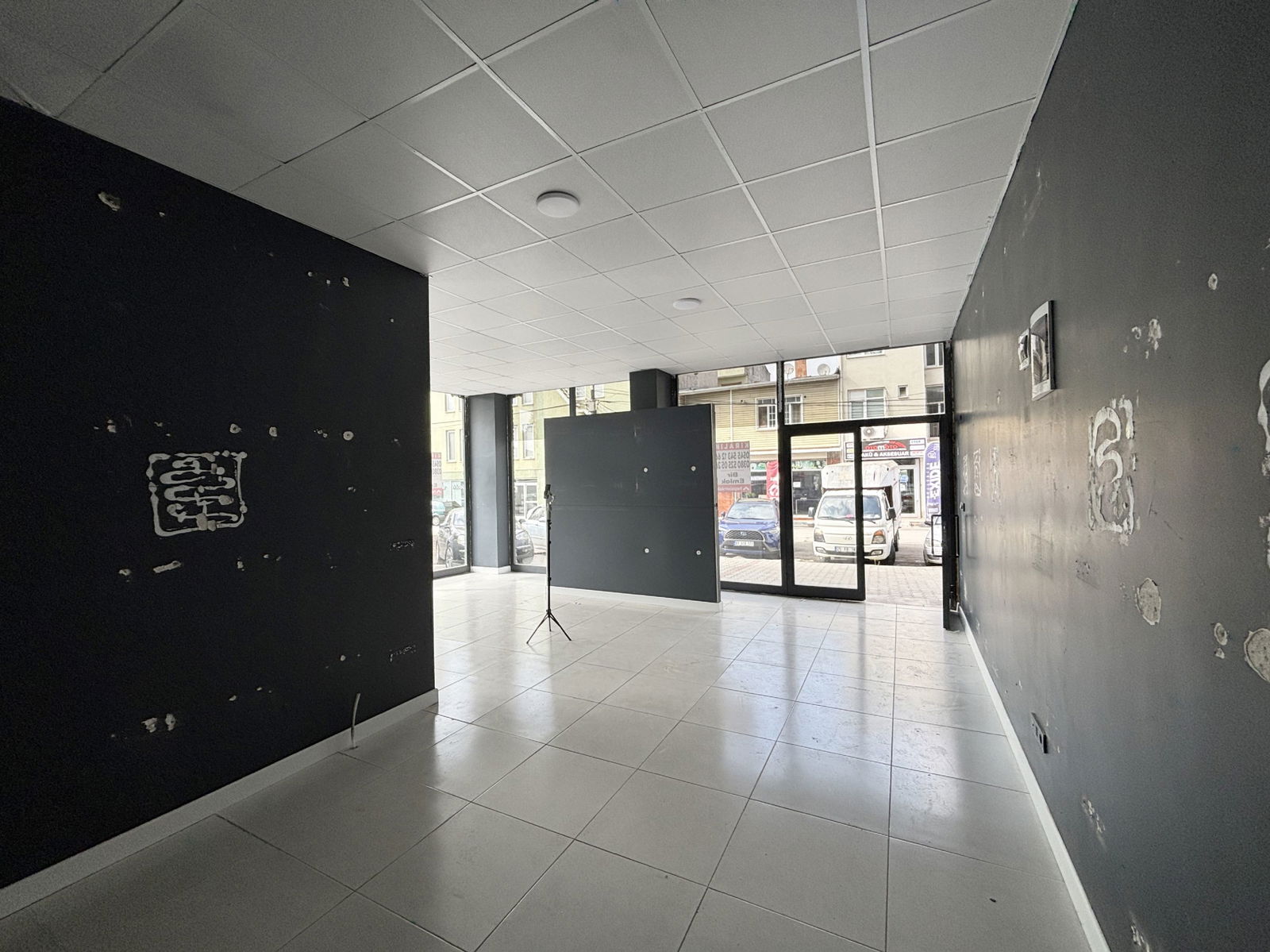 Kiralık Dükkan 20,000 TL