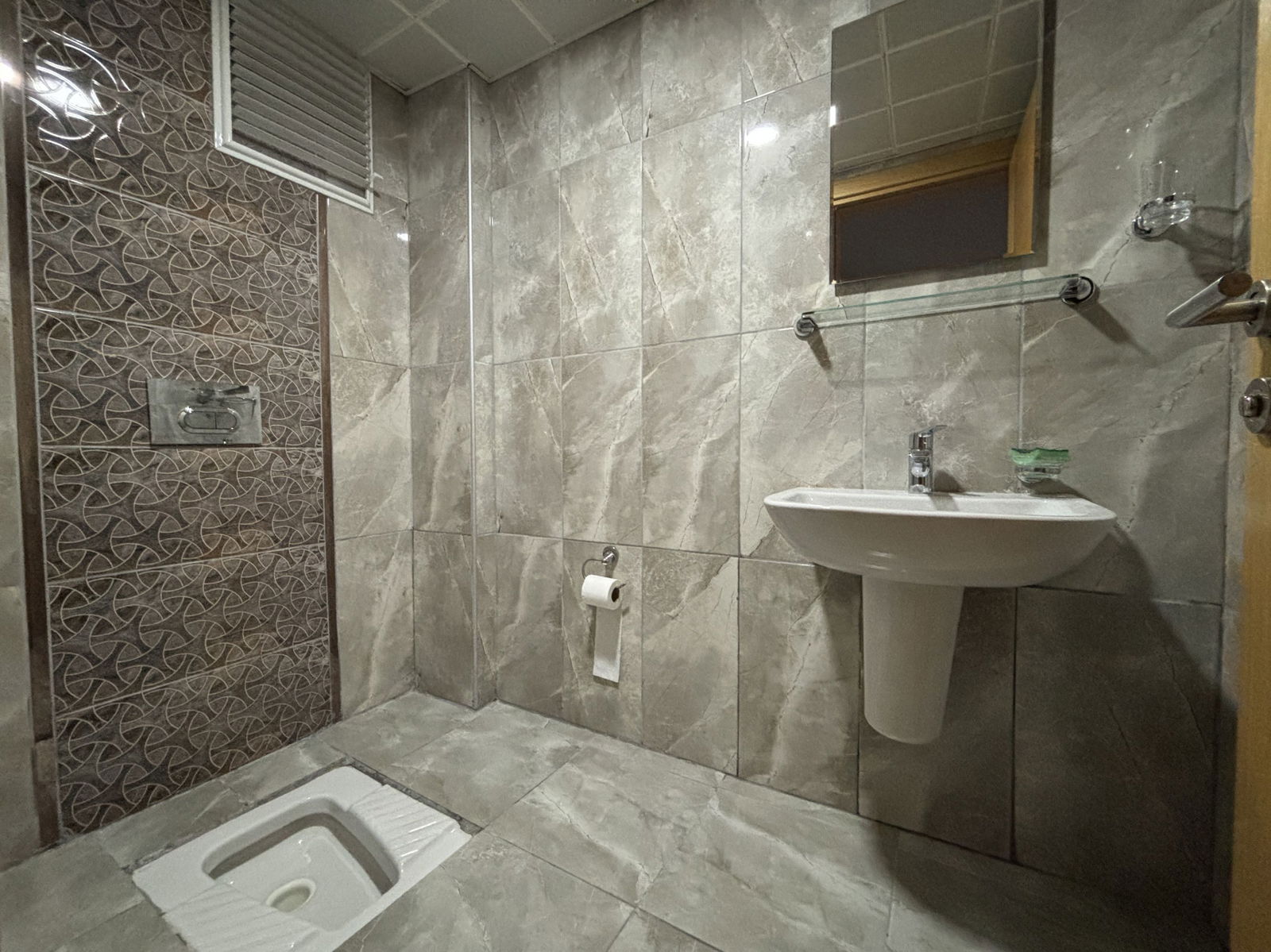 KARA HACIMUSA FURUNCU KONAKLARI'NDA 3+1 118 M2 SATILIK DAİRE