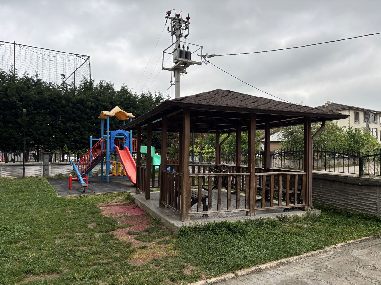 KARA HACIMUSA FURUNCU KONAKLARI'NDA 3+1 118 M2 SATILIK DAİRE