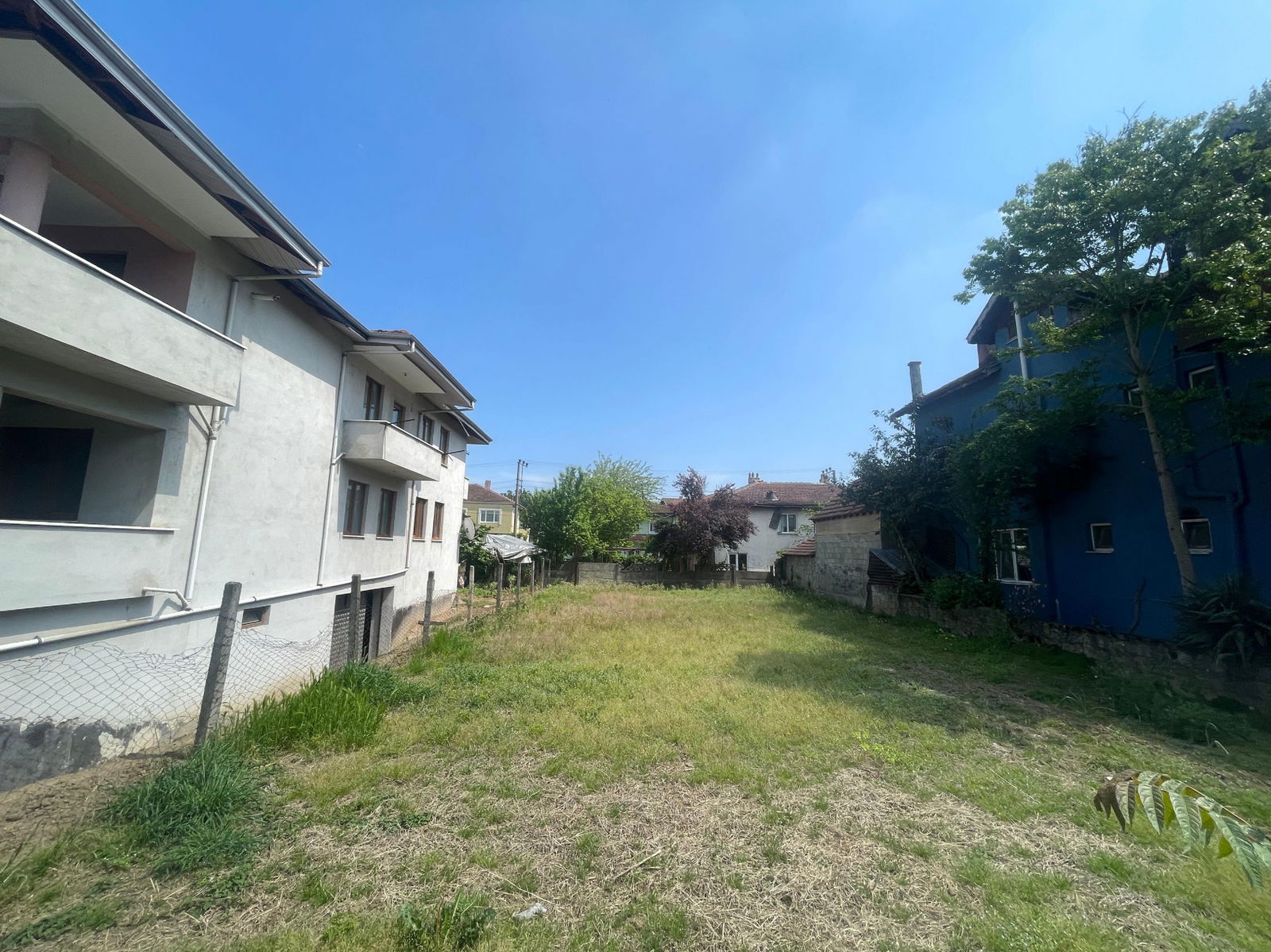 UZUN MUSTAFA MAHALLESİ'NDE 332 M2 SATILIK ARSA