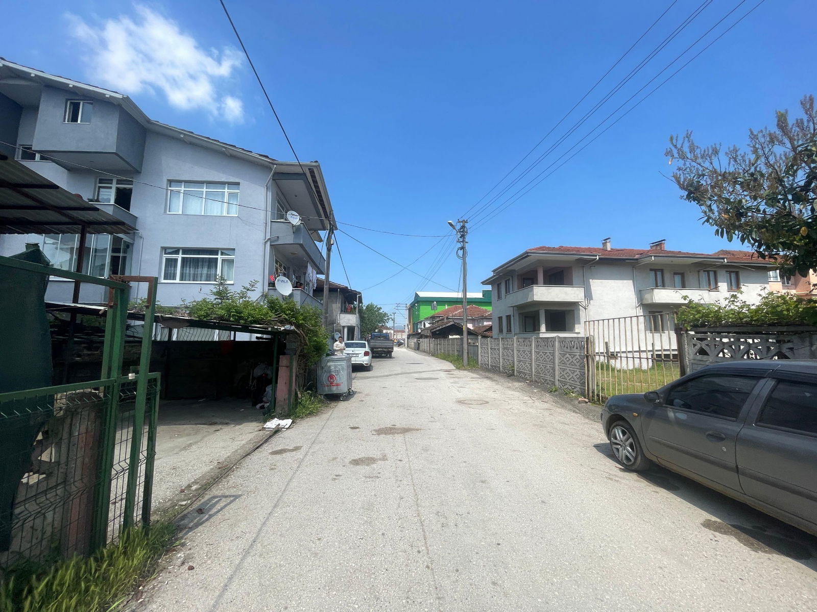 UZUN MUSTAFA MAHALLESİ'NDE 332 M2 SATILIK ARSA