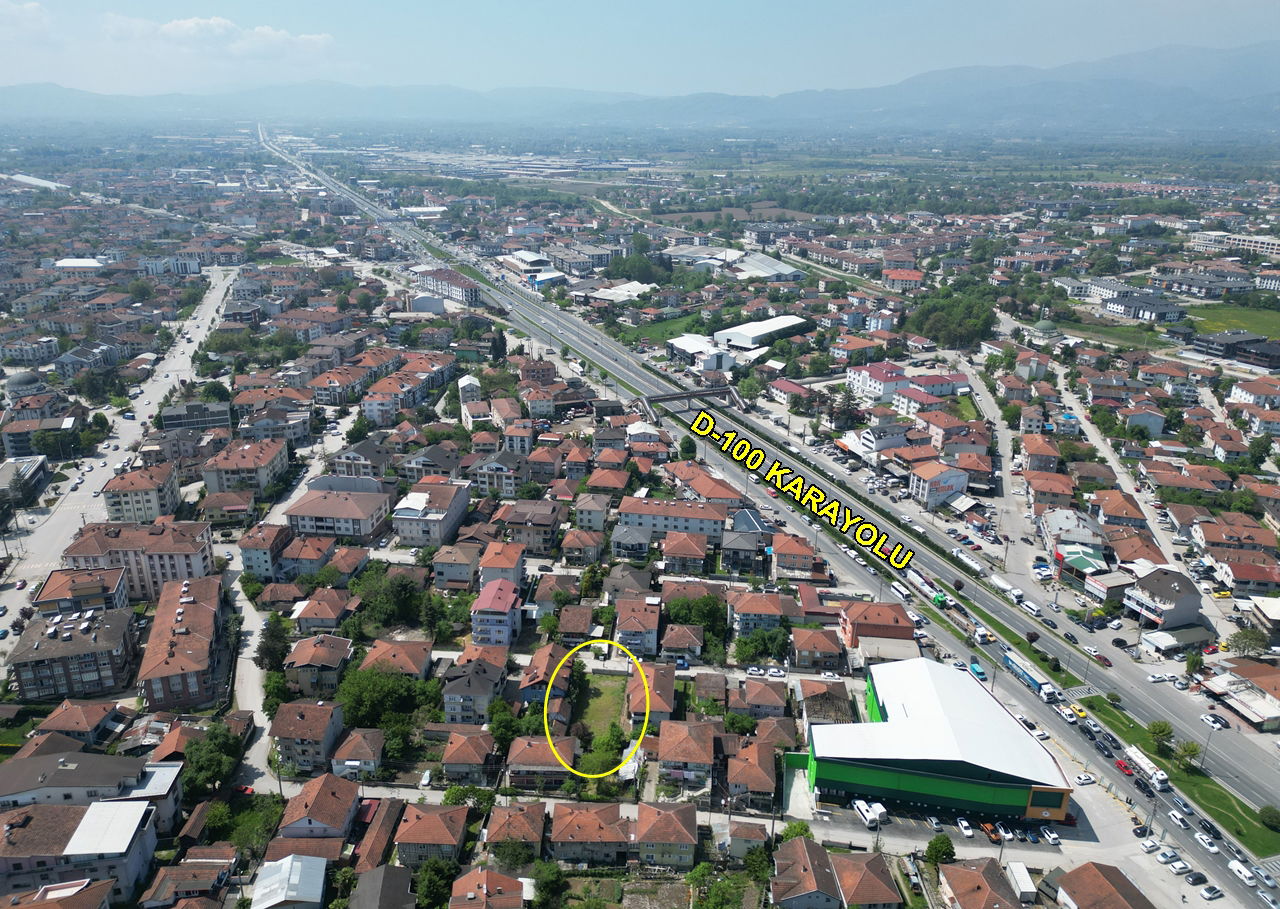 UZUN MUSTAFA MAHALLESİ'NDE 332 M2 SATILIK ARSA