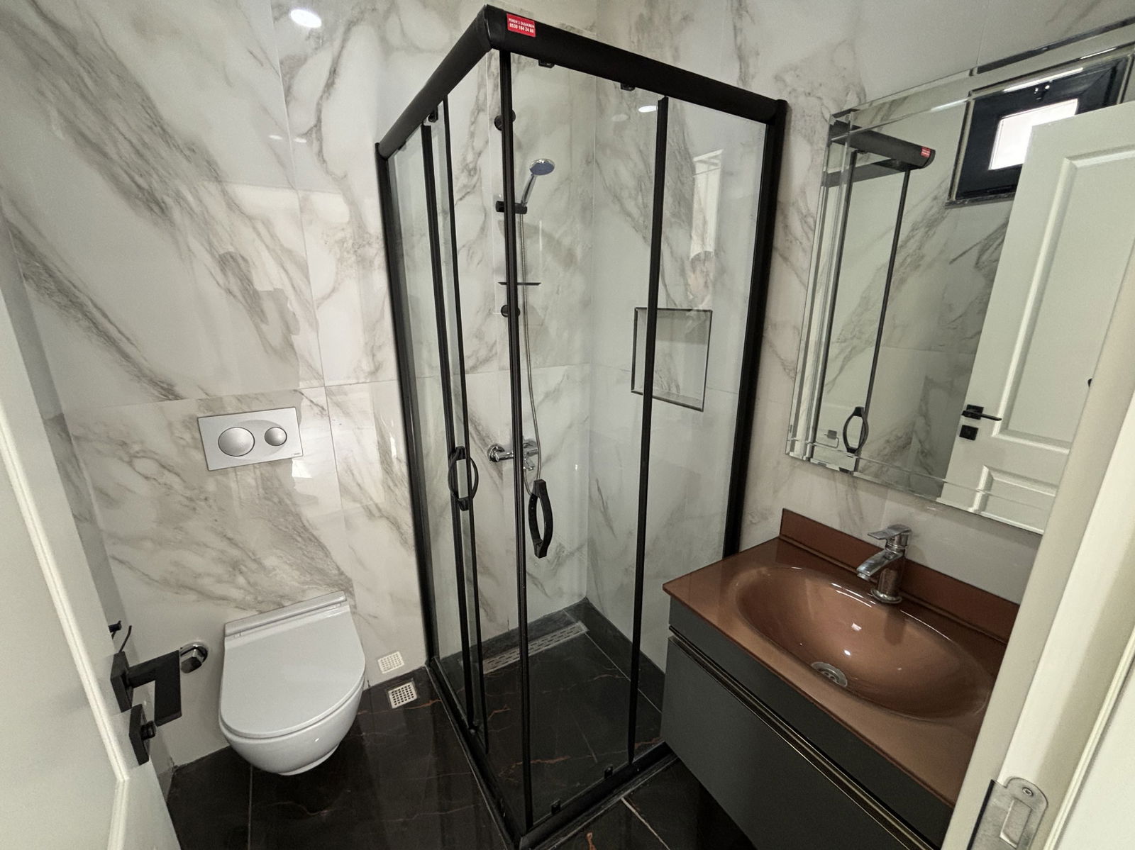 KÖRPEŞLER MAH. YEŞİLKENT 2'DE 4+1 210 M2 KİRALIK TEKİL VLLA