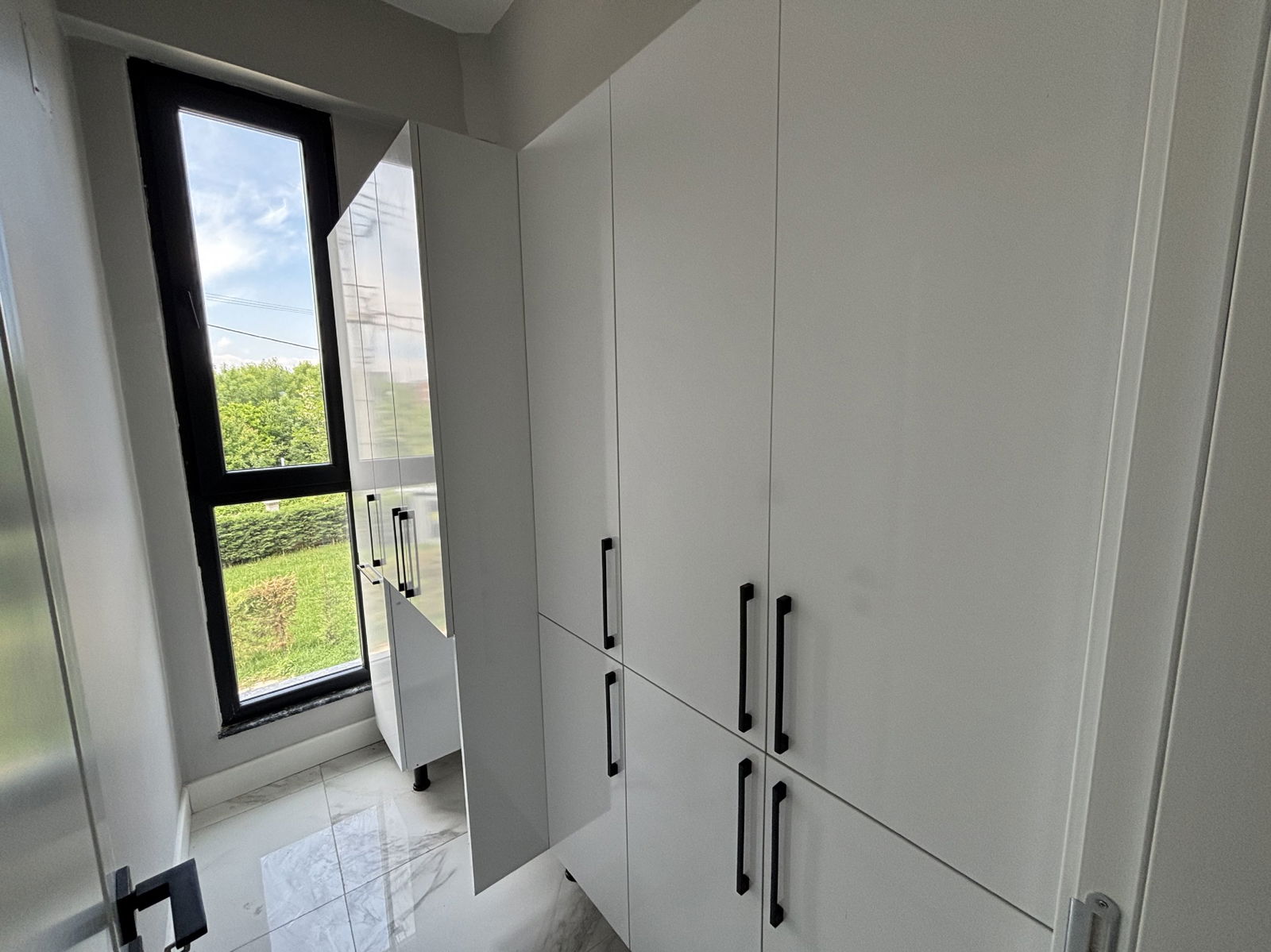 KÖRPEŞLER MAH. YEŞİLKENT 2'DE 4+1 210 M2 KİRALIK TEKİL VLLA