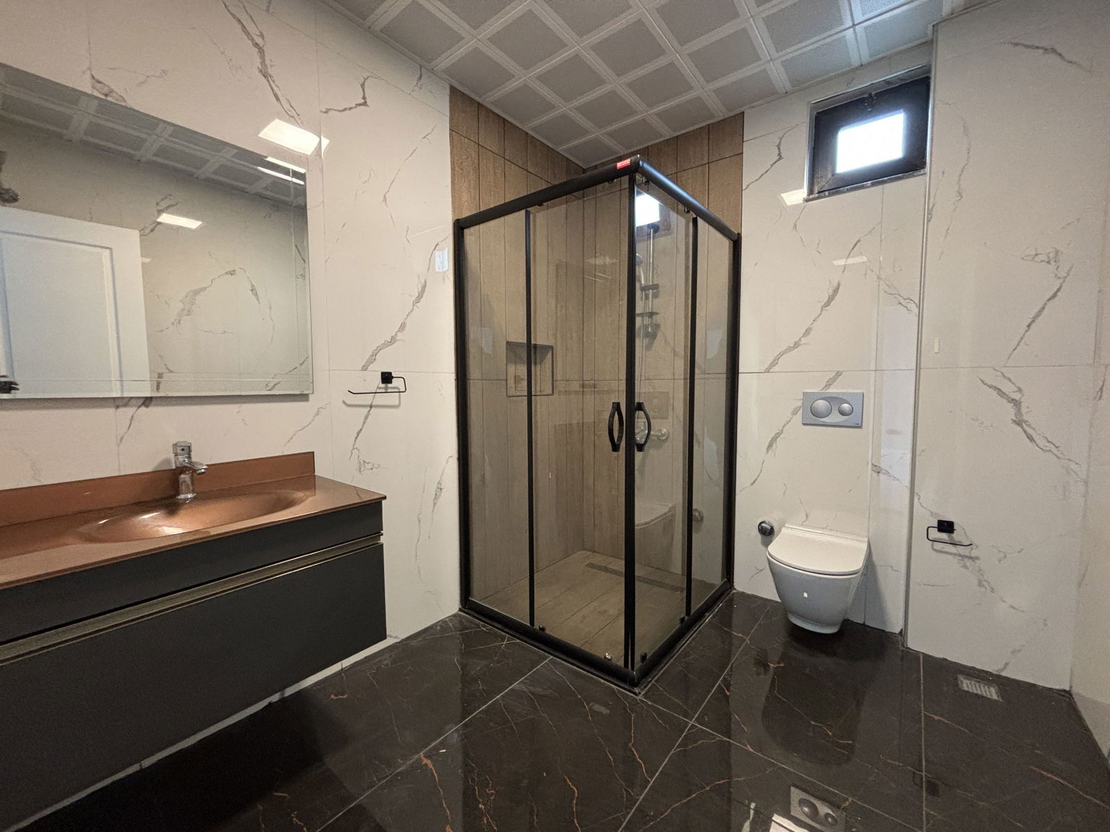 KÖRPEŞLER MAH. YEŞİLKENT 2'DE 4+1 210 M2 KİRALIK TEKİL VLLA