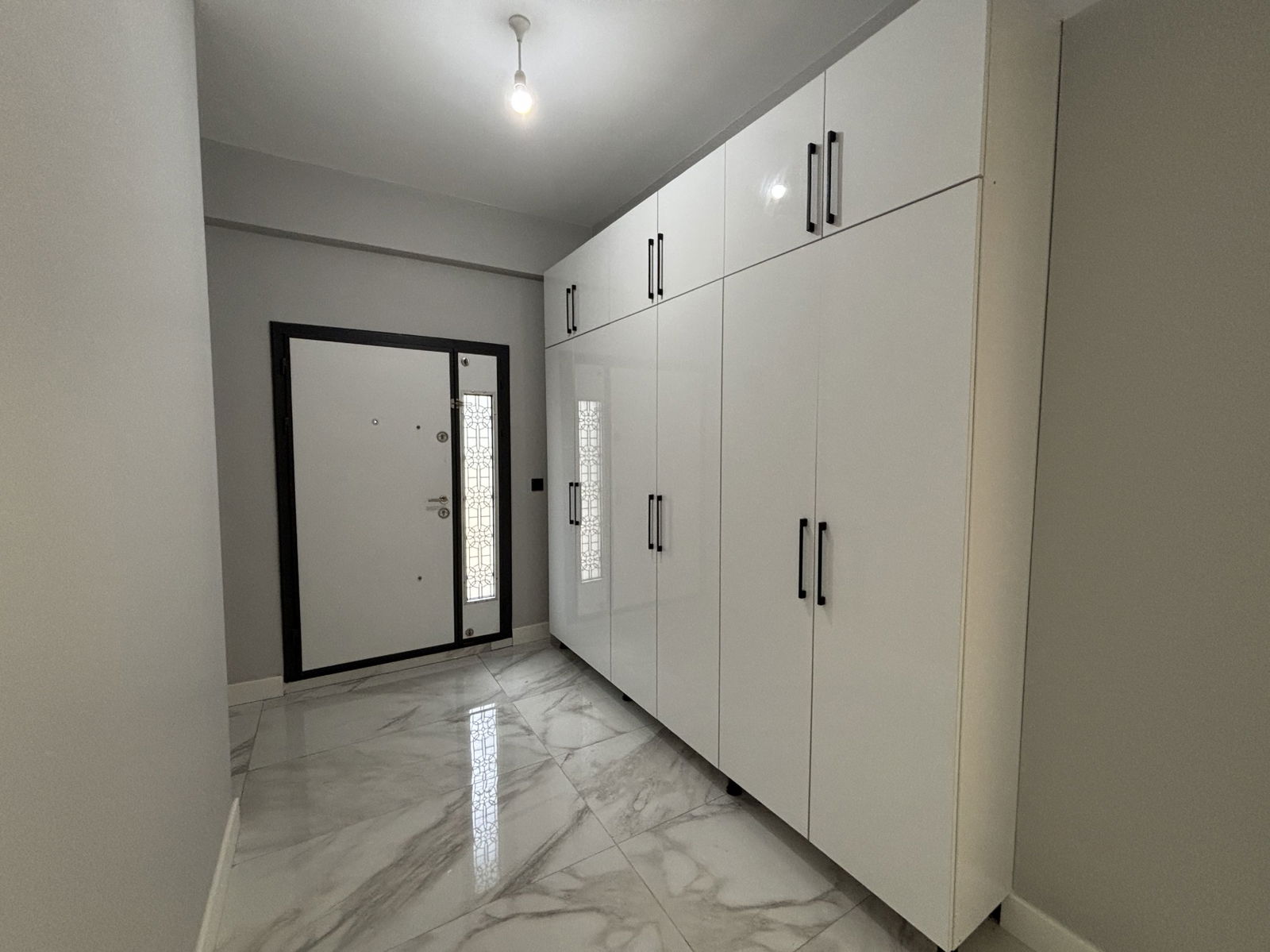 KÖRPEŞLER MAH. YEŞİLKENT 2'DE 4+1 210 M2 KİRALIK TEKİL VLLA