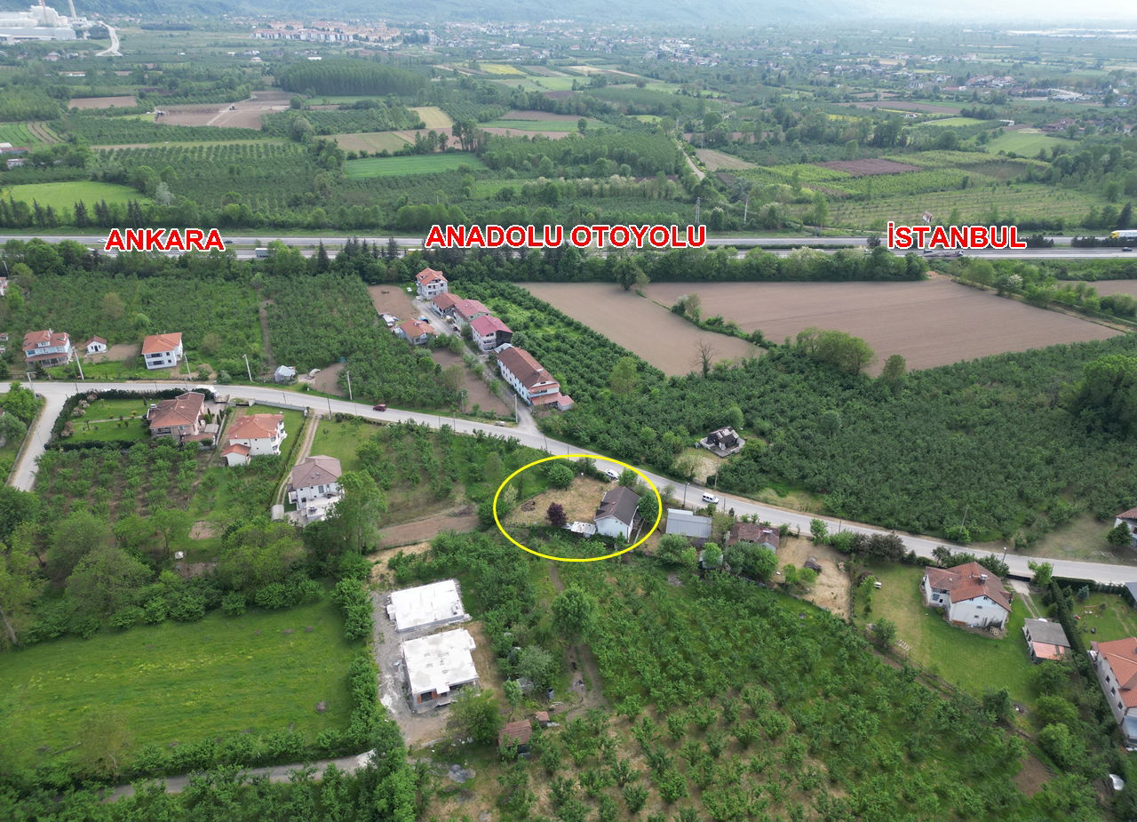 PINARLAR KÖYÜ'NDE 862 M2 ARSA ÜZERİNDE 4+1 SATILIK MÜSTAKİL EV